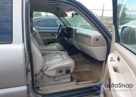 2001 Chevrolet Suburban 1500 Ls from USA, damaged, VIN 3GNFK16T21G260075